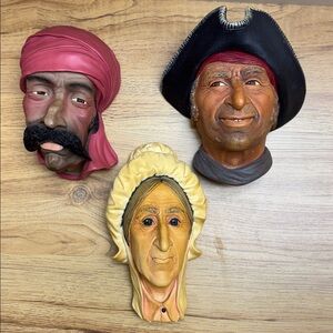 Vintage Bossons Chalkware Wall Plaques